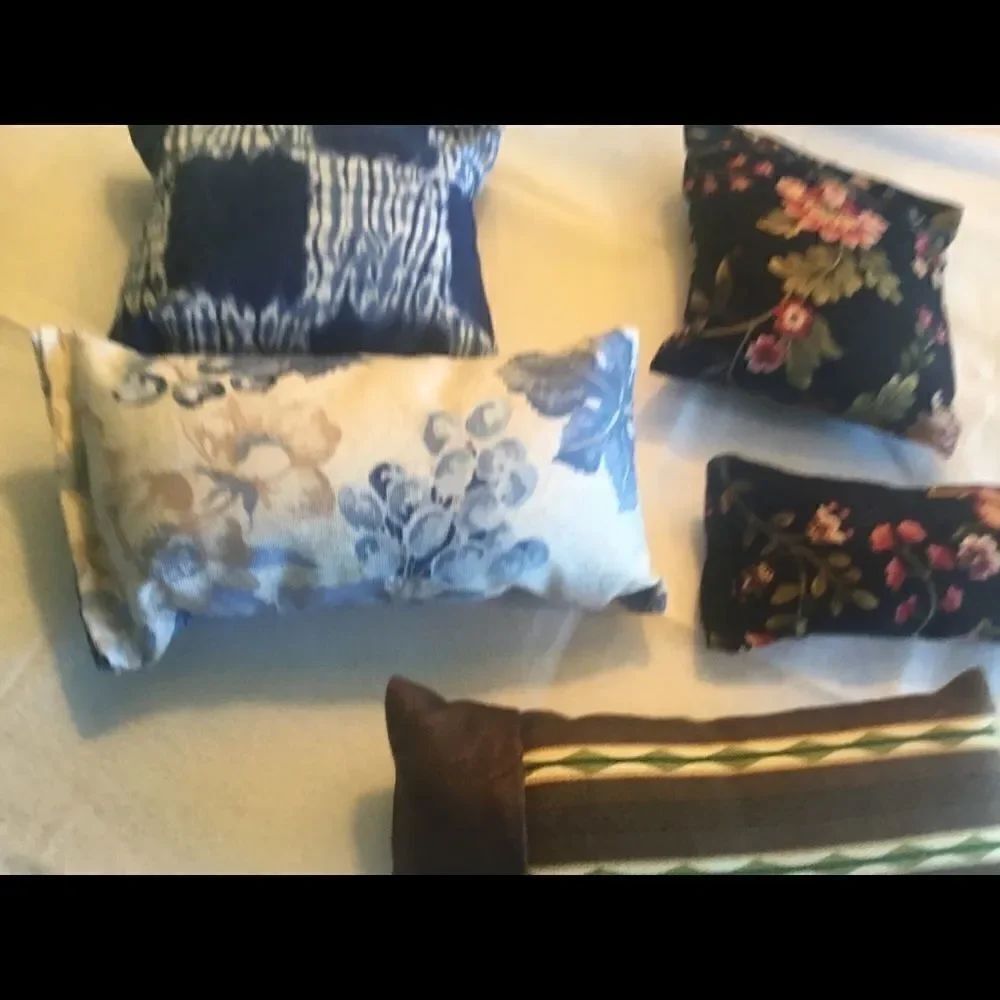 Brand New Handmade Mini Pillows - Picture 2 of 6